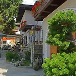 Wynegg Hotel